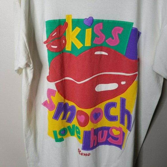 Vintage Reno Souvenir Womens Night Shirt Kiss Smooch Love Hug One Size Fits Most - Picture 2 of 6